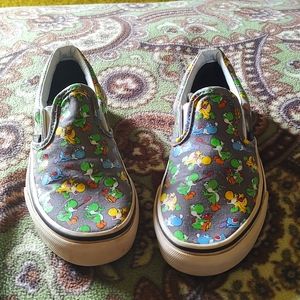 Kids yoshi vans size 13.5